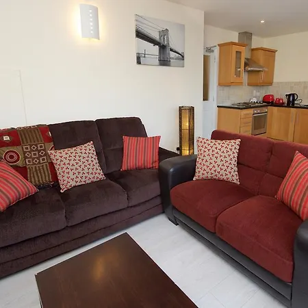Stunning 2 Bedroom City Centre Apartamento