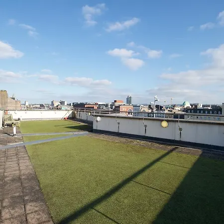 Stunning 2 Bedroom City Centre